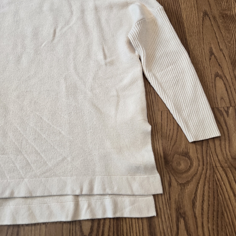 Lillusory Cream Turtleneck Sweater Side Slits Oversized Casual Work Classic XS - Picture 8 of 13